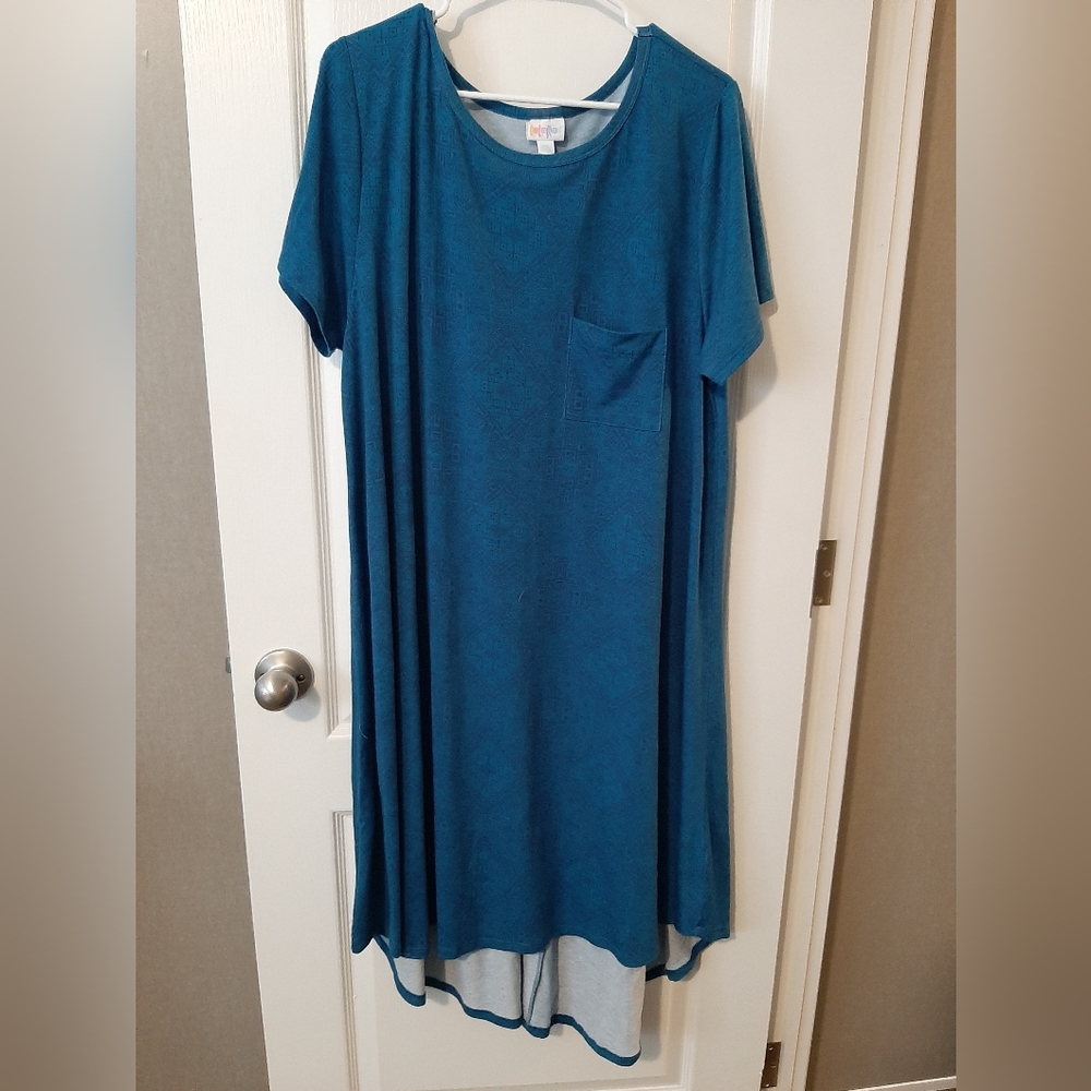 LuLaRoe blue Carly 2X (22-24)